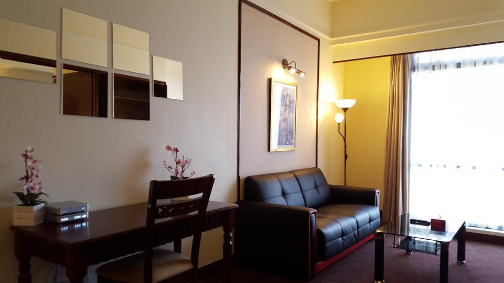The Suites At Times Square Kl Куала Лумпур Екстериор снимка